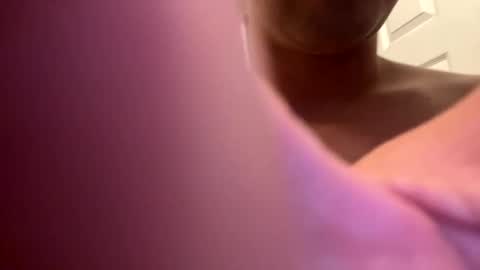 laricooo online show from January 19, 7:43 am