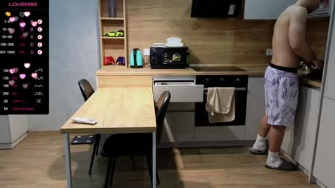 Snapshot of larstar01 chatting on January 28, 7:42 pm Lars online show from January 28, 7:42 pm