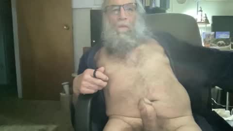 chris online show from April 19, 1:21 pm