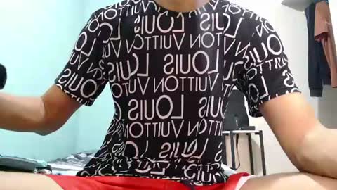 latinbigcrazy online show from June 17, 1:24 pm