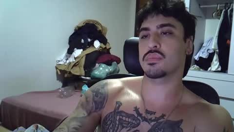 latinboy6999 online show from March 5, 8:32 am