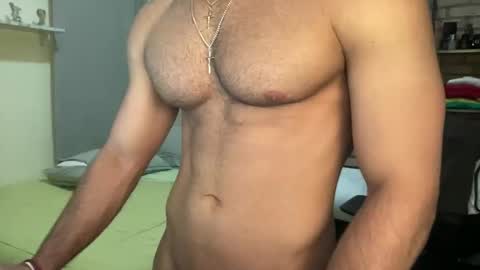 Latin Guy online show from June 10, 4:14 am