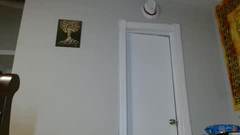 Chris online show from December 13, 7:53 pm