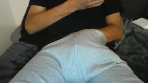 latinman7945 online show from March 1, 7:41 am