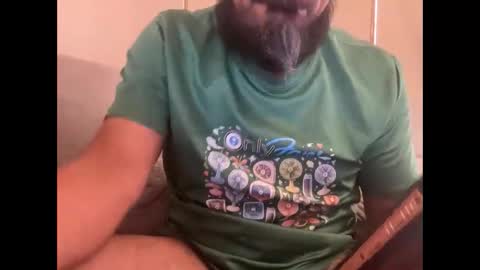 Latino223 online show from April 17, 4:48 am