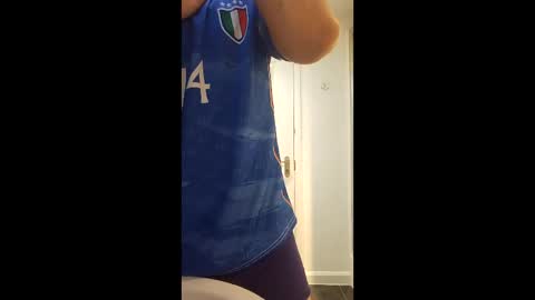 latino8484 online show from April 13, 5:30 am