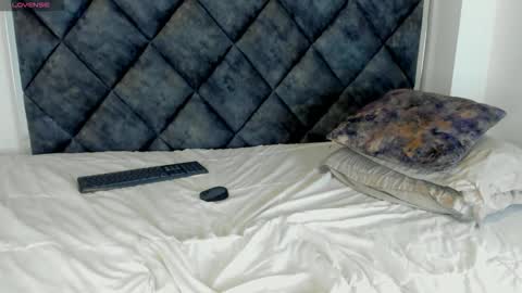 LEANDRO online show from September 16, 4:57 am