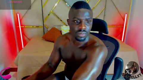 LEANDRO online show from December 18, 4:30 am