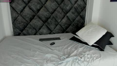 LEANDRO online show from September 24, 4:12 am