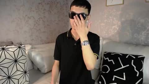 Snapshot of lawford_mike chatting on December 31, 1:08 pm Mike online show from December 31, 1:08 pm