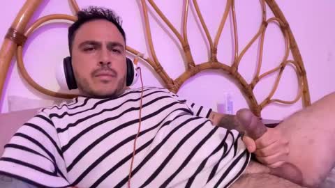 leafar_volkov online show from October 14, 4:19 am