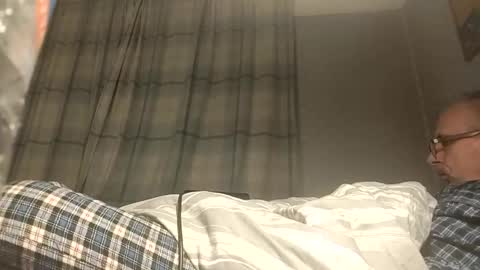 Snapshot of lechertachatte4444 chatting on October 19, 10:13 pm lechertachatte4444 online show from October 19, 10:13 pm