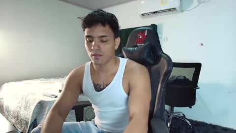  Lei  online show from March 1, 8:31 pm