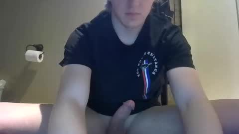 lenewton2004 online show from January 19, 3:53 pm