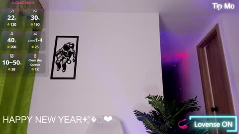 Lenner INDEPENDENT MODEL online show from January 5, 9:48 am