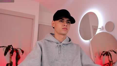 Lenner INDEPENDENT MODEL online show from January 23, 1:51 am