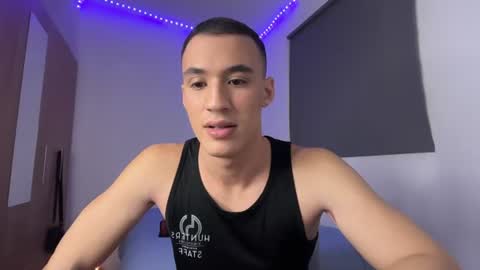 leo_delveyy online show from July 22, 6:49 am