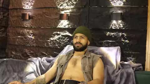 Leo  Diaz online show from October 21, 12:58 am