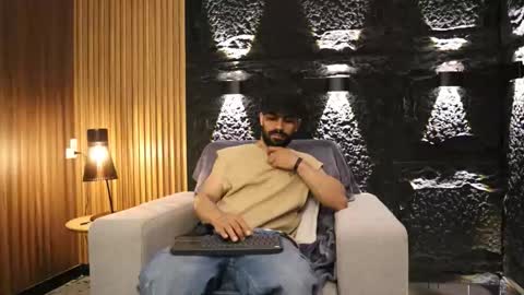 Leo  Diaz online show from February 23, 4:58 am