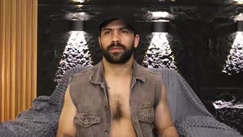 Leo  Diaz online show from March 15, 2:41 am