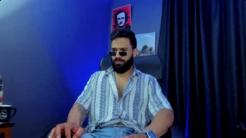 Leo  Diaz online show from January 19, 1:55 pm