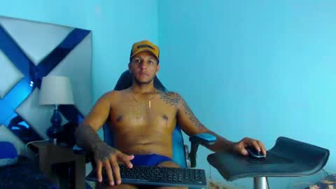 leo_jetofcum online show from April 18, 7:58 pm