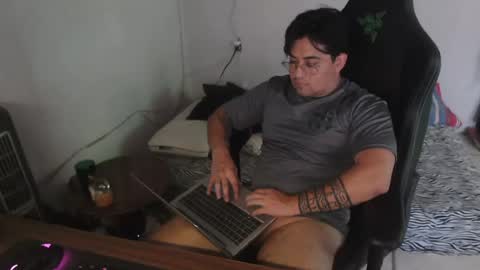 leo_star69 online show from July 7, 5:49 pm
