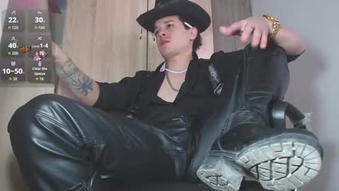 iam leonal online show from October 21, 7:06 pm