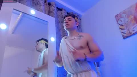 Leo  online show from October 18, 10:04 pm