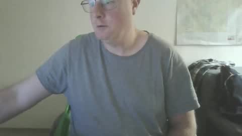 homquisgode online show from December 14, 9:38 am