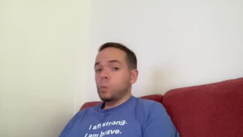 leroidesaulnes online show from July 31, 2:27 pm