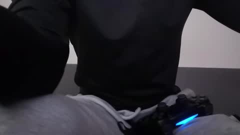 neoglo online show from February 15, 10:55 am