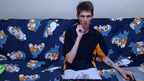 lester_broo online show from June 22, 9:08 pm