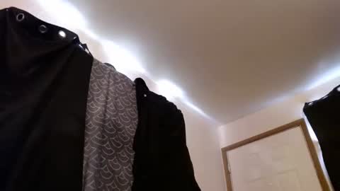 letsplay361 online show from January 31, 9:24 pm