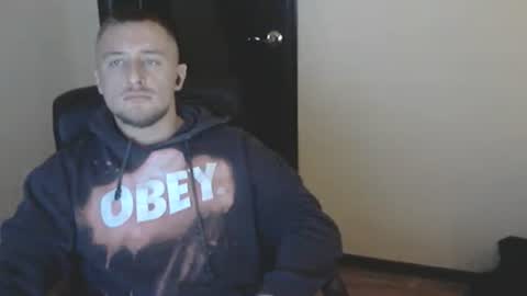 lev1ngston online show from December 9, 12:34 am