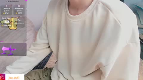 Levi  online show from March 4, 3:37 pm