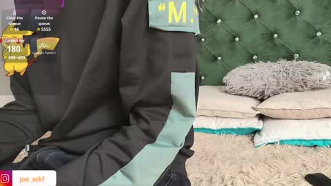 Levi  online show from January 9, 3:01 pm