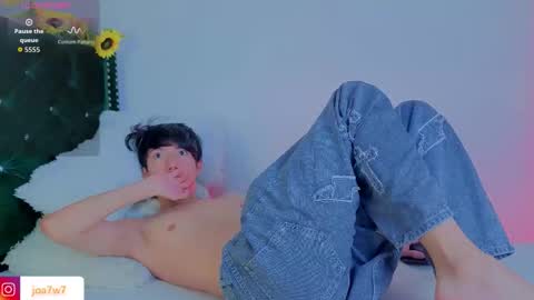 Levi  online show from February 19, 2:57 pm