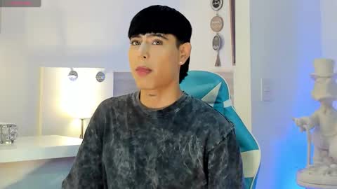 Liam online show from October 6, 9:52 pm