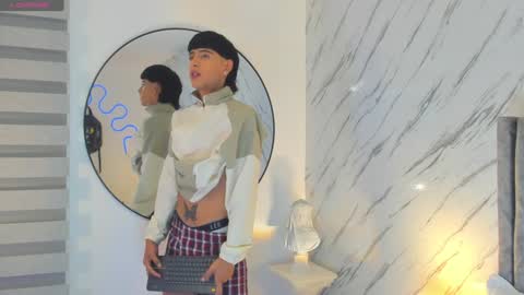 Liam online show from January 11, 1:01 pm