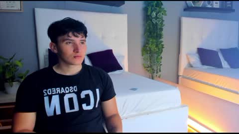 liam_conorr online show from December 7, 12:45 pm