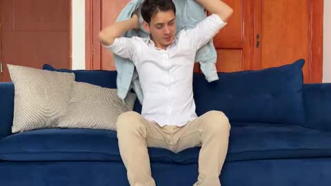 Liam online show from November 30, 4:42 pm