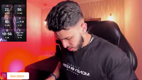 LIAM KLEIN online show from January 10, 11:47 am