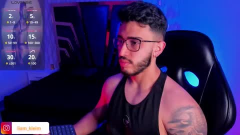 LIAM KLEIN online show from January 14, 11:37 am