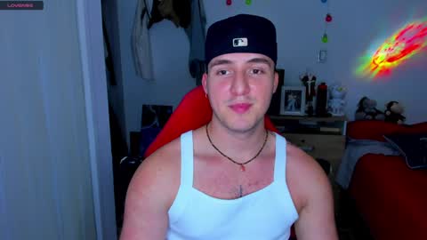 liam online show from December 19, 4:45 am