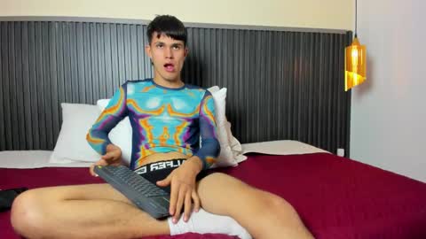 Liam 3 online show from December 15, 9:12 pm