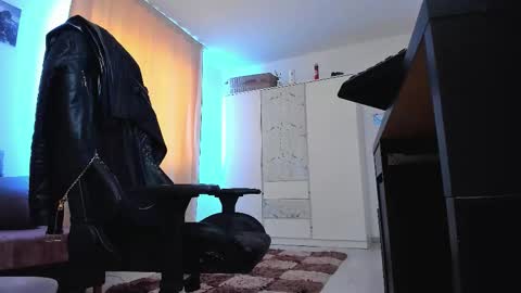 Liam online show from February 22, 9:43 am