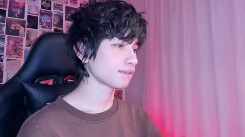 Snapshot of liamelf chatting on January 26, 10:45 am Liam online show from January 26, 10:45 am