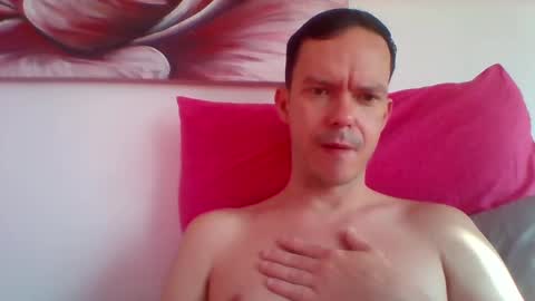 LiamRose online show from December 8, 5:29 am