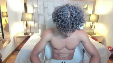 liamstronge_ online show from March 3, 3:39 am